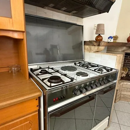 Zinovias House 아파트 Emborios